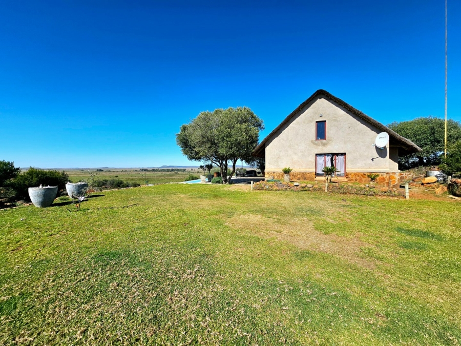 4 Bedroom Property for Sale in Bloemfontein Rural Free State